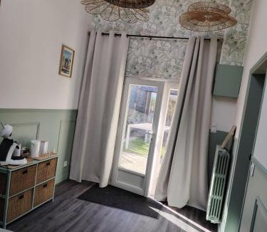 Noron-la-Poterie Bed & Breakfast | l'Annexe
