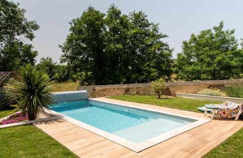 Saint-Etienne-la-Varenne House | L'Annexe au Milieu Des Vignes