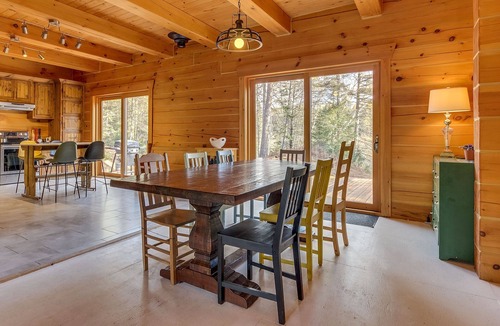 Saint-Alexis-des-Monts Ski Chalet | L'Anse 750 sur la rivière Sacacomie