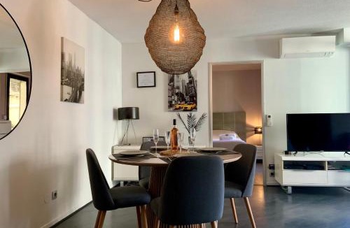 Antigone House | L' Antigone - Air conditioning Wifi and Parking!