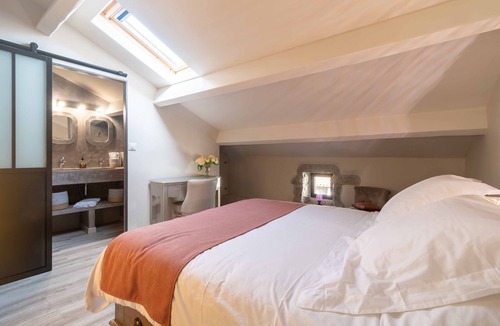 Casteljau Bed & Breakfast | L'Antre de Pierres - bed and breakfast and gites - Ardèche Méridionale