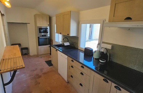 Fontaine-Milon House | L'Antre- new -9 people - Shared pool
