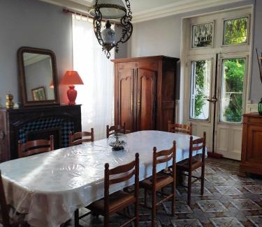 Conde-sur-Huisne House | L' Aphelide