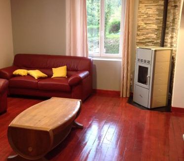 Thoirette Apartment | L'Apogée