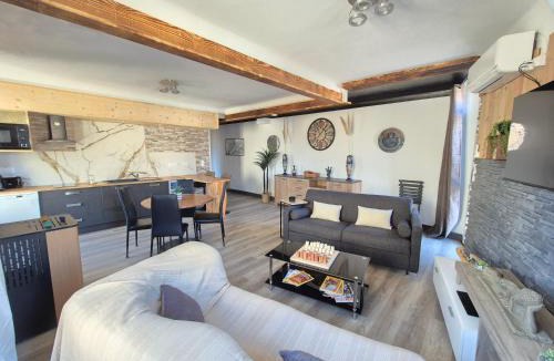 Laragne-Monteglin Apartment | L'Appart - 1 Chambre - Balcon