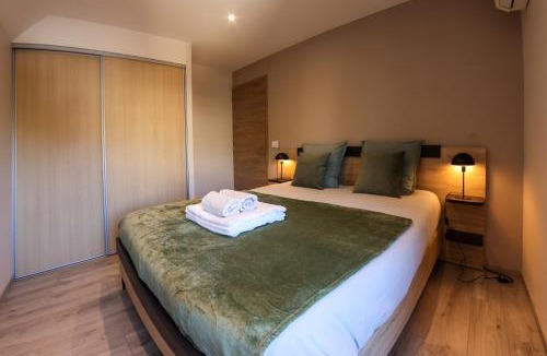 Paroisse Saint-Augustin-de-Chaux Apartment | L'appart 1952 - Proxi ciné et port - Parking