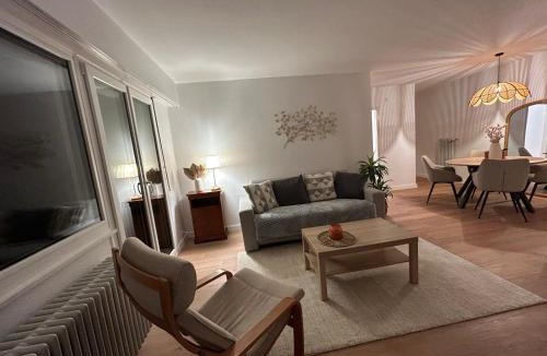 Saint-Legier-La Chiesaz Apartment | L'Appart Riviera vue panoramique