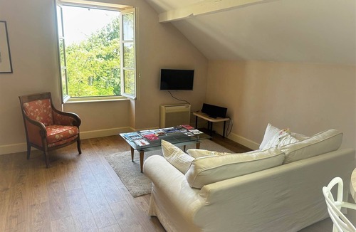 Marssac-sur-Tarn House | L'Appart', charming gite on the 2nd floor of the chateau
