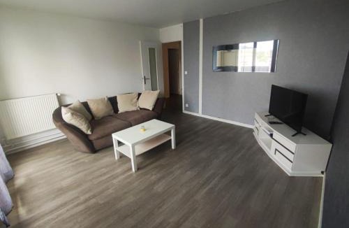 Pont-de-Cheruy Apartment | L'appart de la tour T4