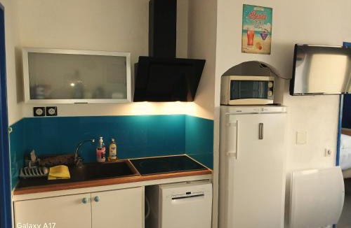 Leucate Apartment | L'appart suspendu sur le port