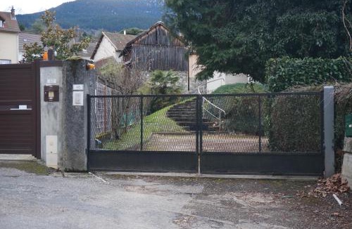 Saint-Martin-d'Uriage Apartment | l'appartement village