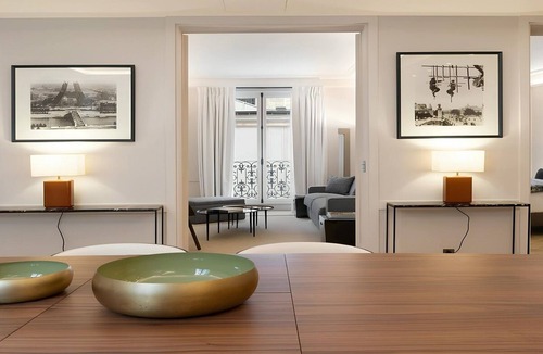 Saint-Thomas-d'Aquin Apartment | L’Appartement Bon Marché – A Saint-Germain Luxury Escape