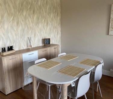 Seurre Apartment | L’appartement de Rose