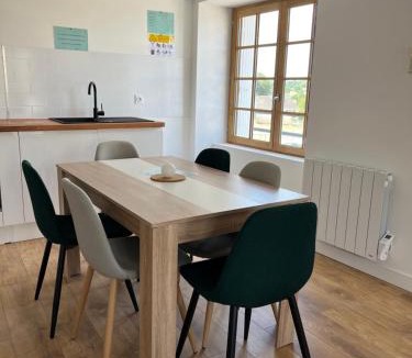 Chateaubriant Apartment | L'appartement des Perroquets