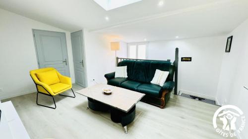 Alzonne House | L'appartement du chateau