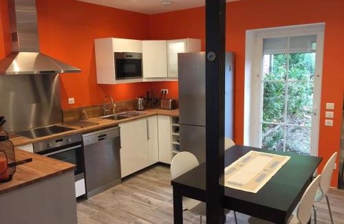 Villemur-sur-Tarn Apartment | L appartement du parc avec Jacuzzi extérieur