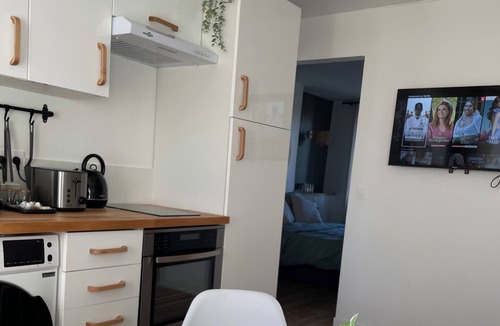 Douai Apartment | L'Appartement Green Wood ★T2 cosy hyper center ★