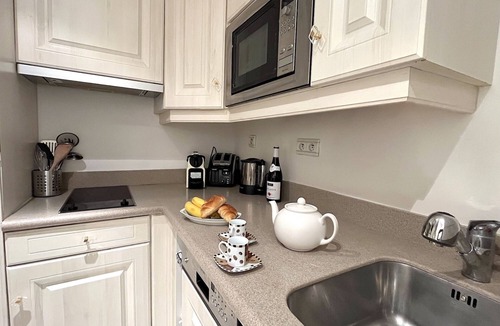 Champs-Elysees Apartment | L'appartement Pierre Charron C