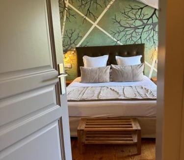 Cruseilles Hotel | L'Arborescence