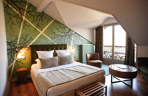 Cruseilles Hotel | L'Arborescence