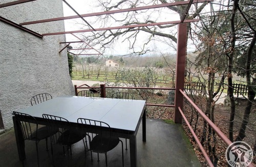 Quinsonnas House | L'Arbre Gîte - MESSIMY