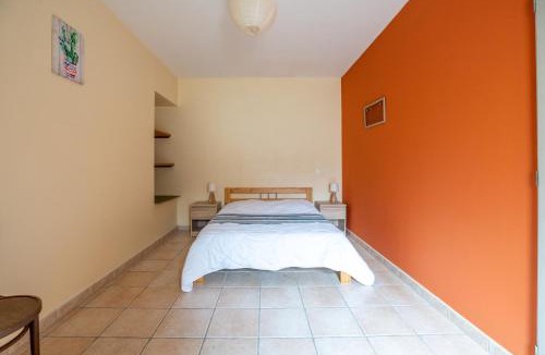 Jonzac Apartment | L'Arbre Rouge & L'Arbre Vert