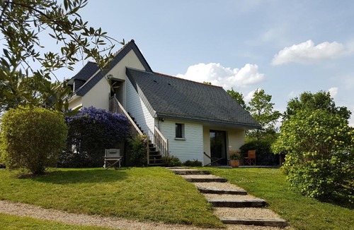 Locoal-Mendon House | l'Arbre Voyageur