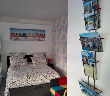 Le Treport Apartment | L'arc-en-ciel