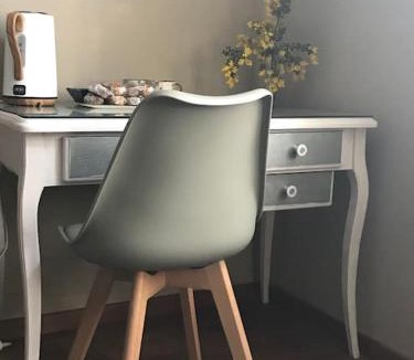Lanrigan Apartment | L Arche Belle chambre privée après escapades au Mt st Michel et à St Malo