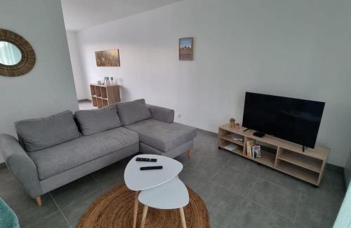 Charleville-Mezieres Apartment | L'Arche d'Arthur - 4 pers