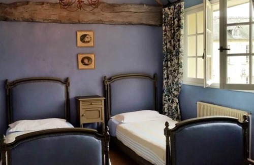 Nonant House | ------- L'ARDOISE -----