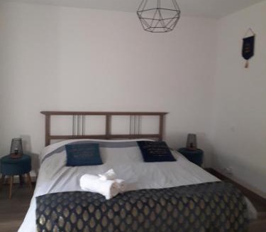 Rocheserviere Bed & Breakfast | L' ART CHAMP BEAU