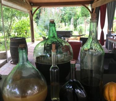 Saint-Aigulin Hotel | L'Art Dit Vin