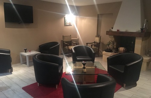 Saint-Aigulin Hotel | L'Art Dit Vin