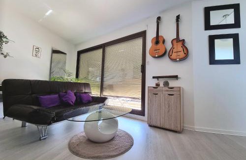 Soisy-sous-Montmorency Apartment | L'Artiste