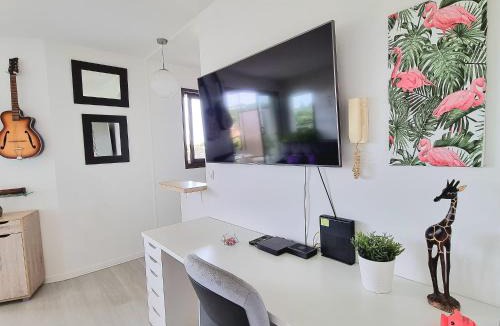 Soisy-sous-Montmorency Apartment | L'Artiste