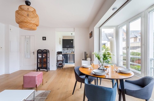 Dinard Apartment | L'Astrolabe - One Bedroom Apartment, Sleeps 4