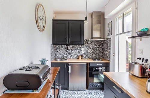 Dinard Apartment | L'Astrolabe - One Bedroom Apartment, Sleeps 4