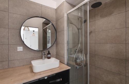 Thabor - Saint-Helier Apartment | L'Atelier - Appt 2 chambres avec parking