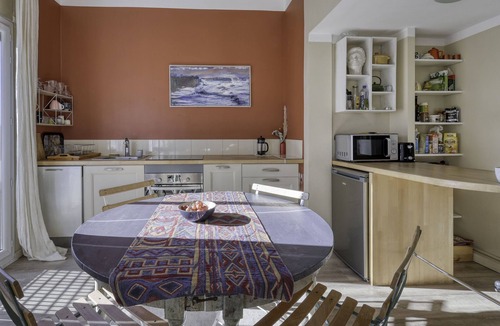 Hotel-de-Ville Apartment | L'Atelier by Interhome
