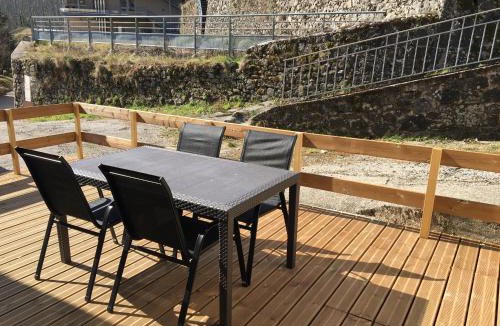 Marcols-les-Eaux Apartment | L’atelier d’Auguste