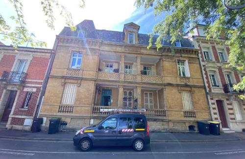Charleville-Mezieres Apartment | L'atelier d'Arches