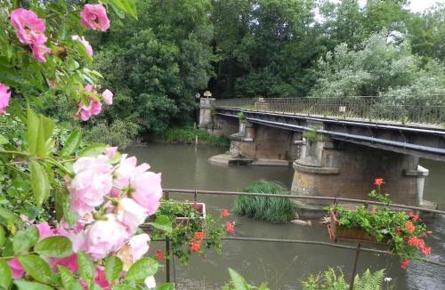Bonnal Apartment | L atelier d Ombeline