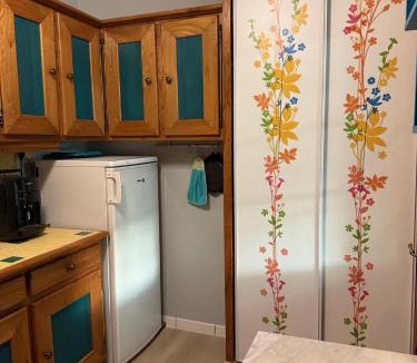 Montigny-aux-Amognes House | L atelier des Couleurs