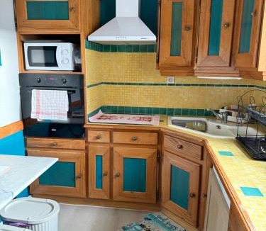 Montigny-aux-Amognes House | L atelier des Couleurs