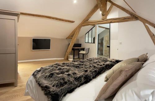 Aumont-en-Halatte Bed & Breakfast | L'Atelier des Magnolias
