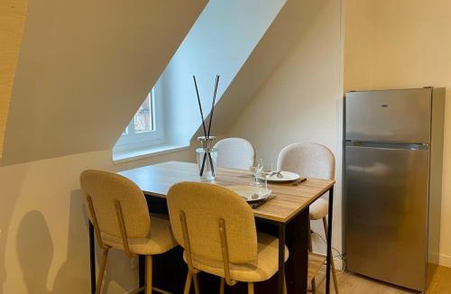 Centre Ville Apartment | l'atelier des rêves - Center city Compiègne