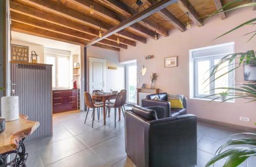 Meilly-sur-Rouvres House | L Atelier du Marcel