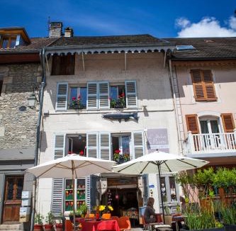 Ornans Bed & Breakfast | L'Atelier Du Peintre
