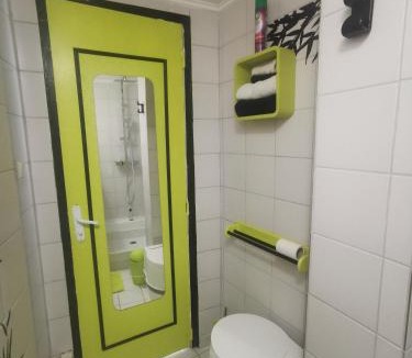 Parnes Bed & Breakfast | l'atelier